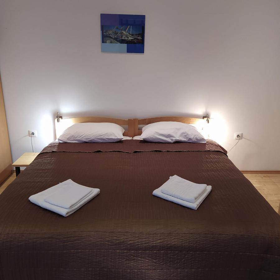 Peter&Zana Apartments スタリー・グラード エクステリア 写真