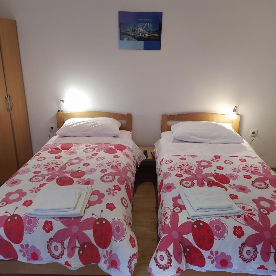 Peter&Zana Apartments スタリー・グラード エクステリア 写真